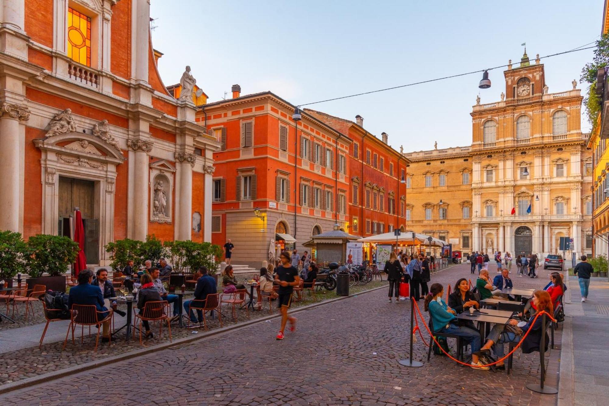 Modena Visit Apartment Экстерьер фото